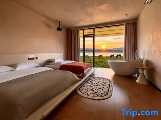 Standard Twin room with sunset view