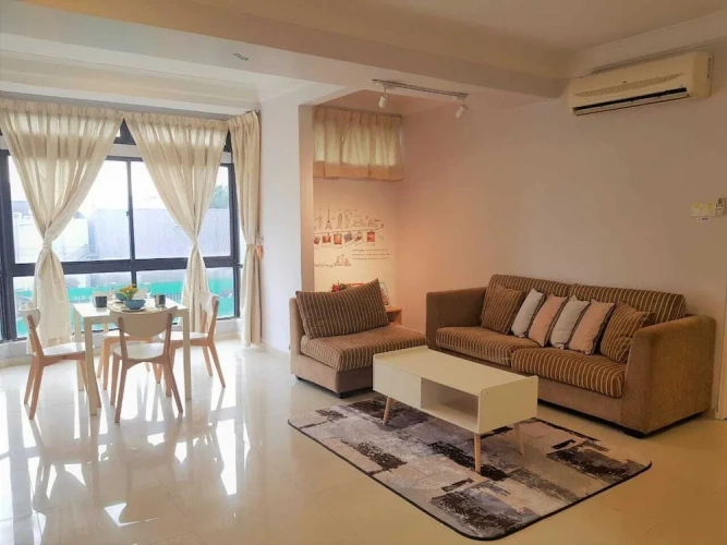 2 Bedrooms Apartment