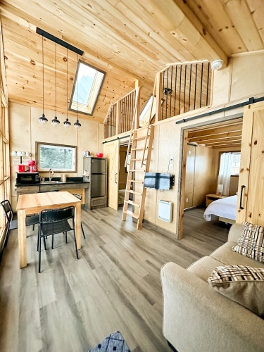 2 Bedrooms Chalet