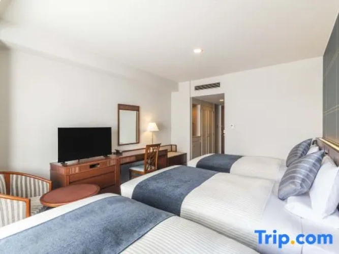 Superior Triple room