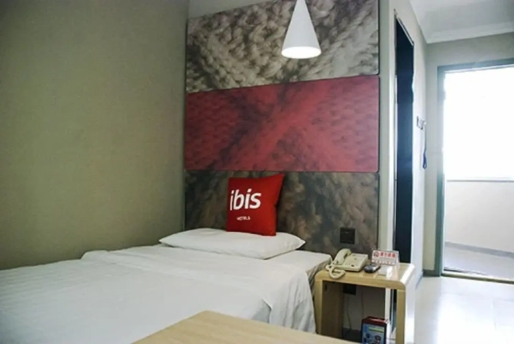 Standard Double room with view