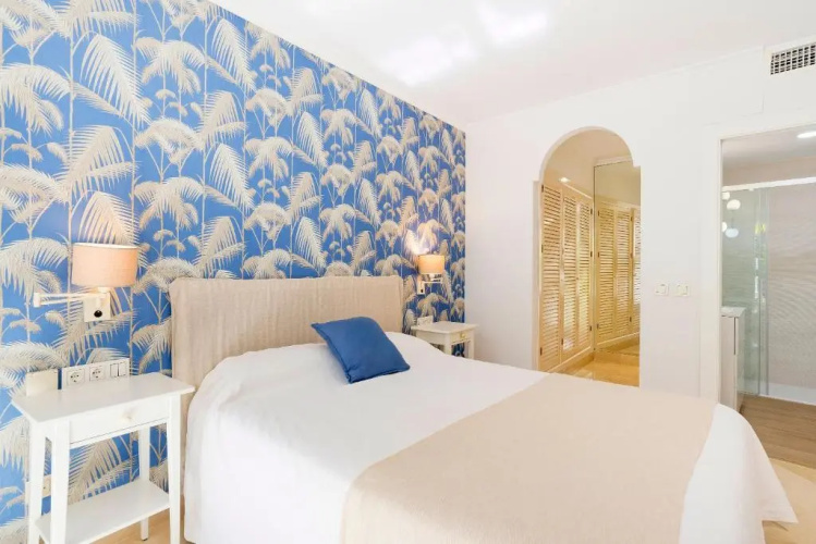 Elviria Playa White Pearl Beach