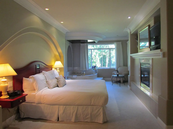 Crown Isle Resort and Golf Community