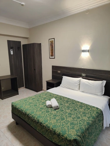 1 Bedroom Economy Double room