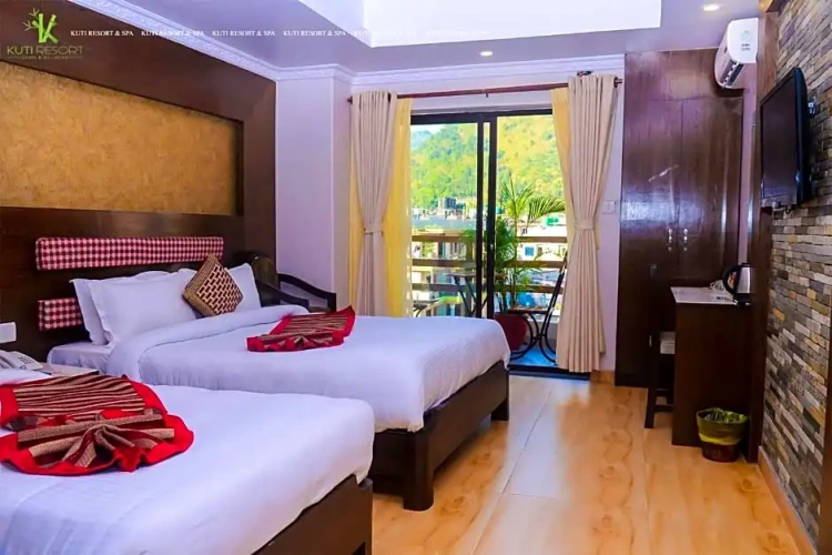 Deluxe Twin room