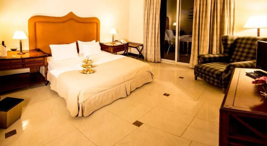 Comer Ionian Palace