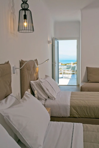 Deluxe Triple room
