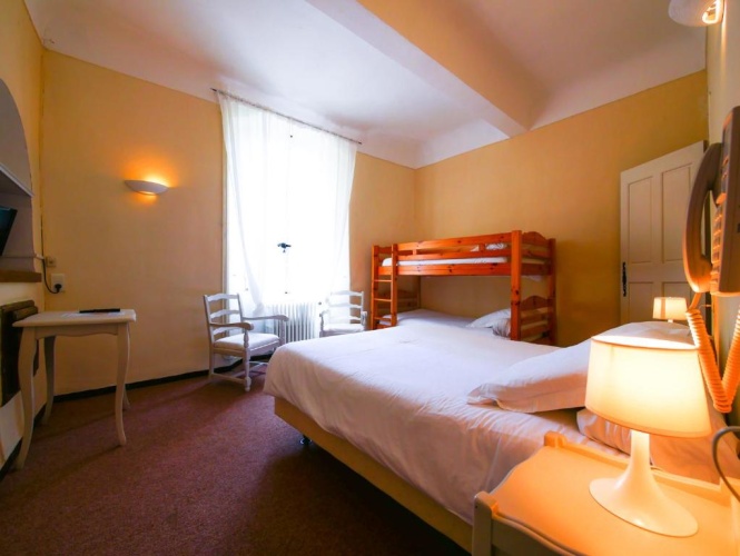 Standard Quadruple room