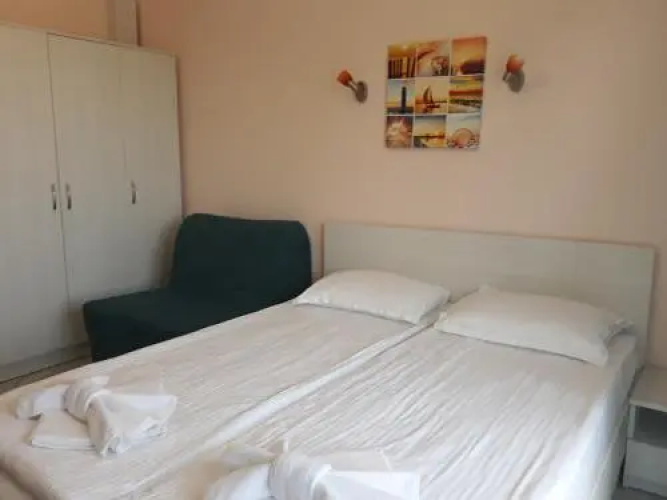 La Mer Apartments