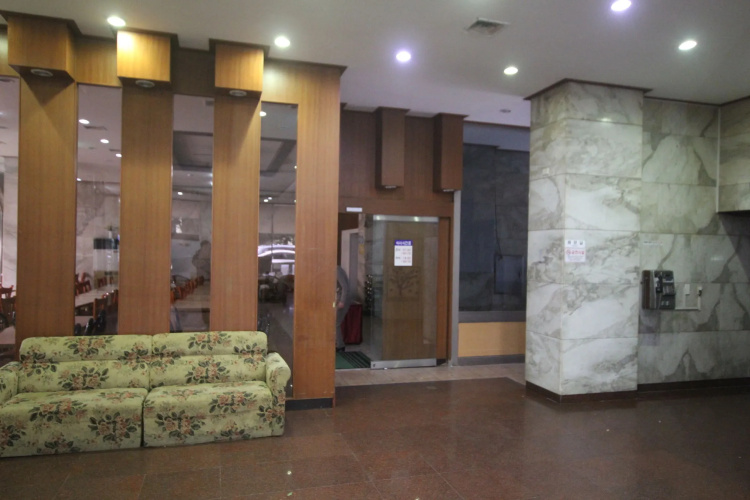 Hotel New World