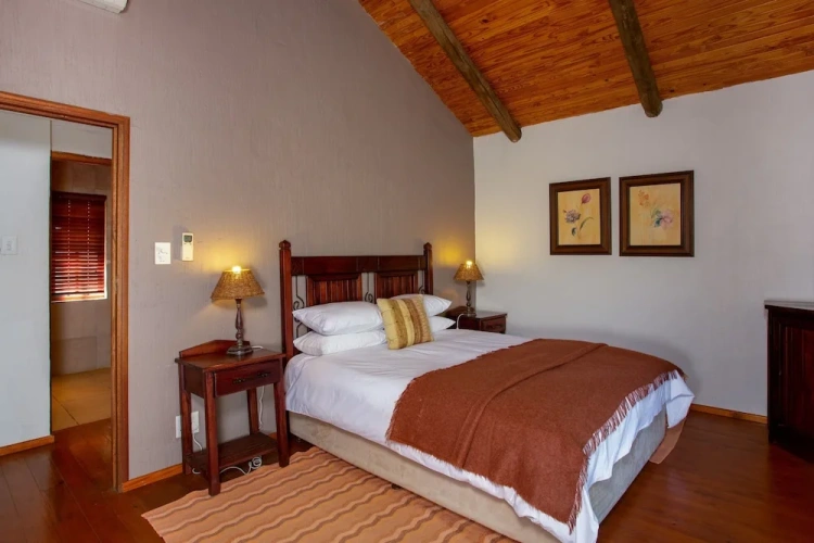 2 Bedrooms Deluxe Cottage
