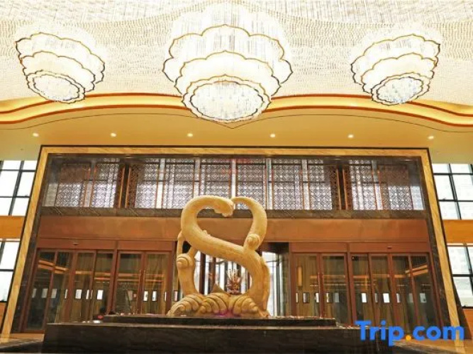 Hezhou Hongrui International Hotel