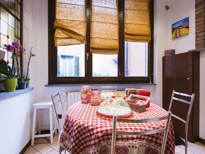 1 Bedroom Apartment
