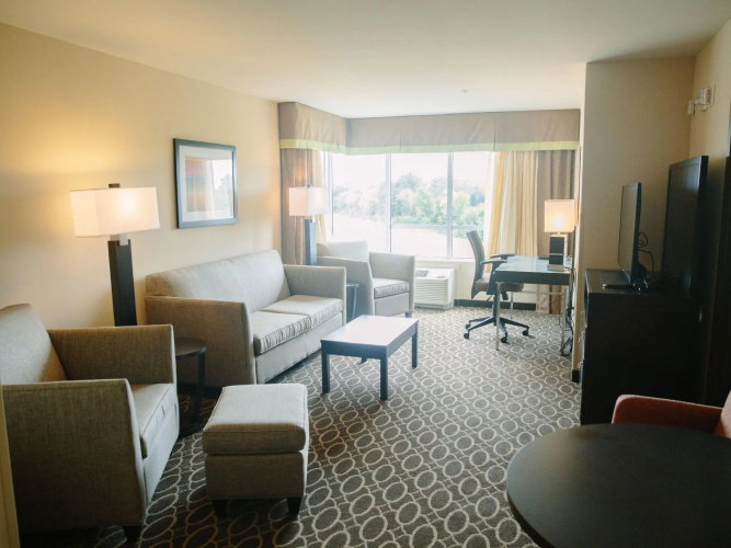 Holiday Inn Murfreesboro by IHG