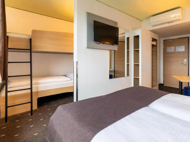 B&B HOTEL Stuttgart-Airport/Messe