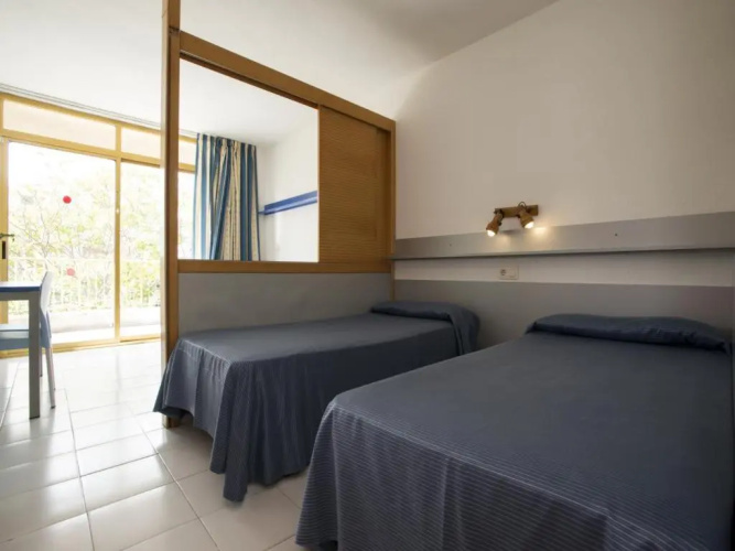 Inter2 Aparthotel Salou photo 9
