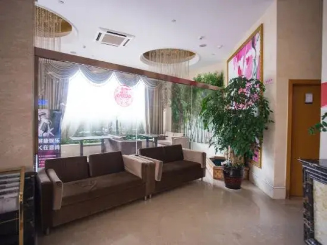 Changxing Changhong Theme Hotel