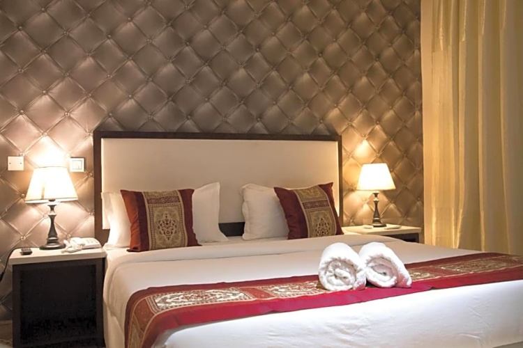 Standard Double room with garden view