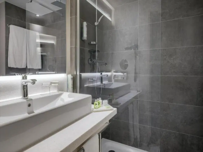 Standard Junior Suite