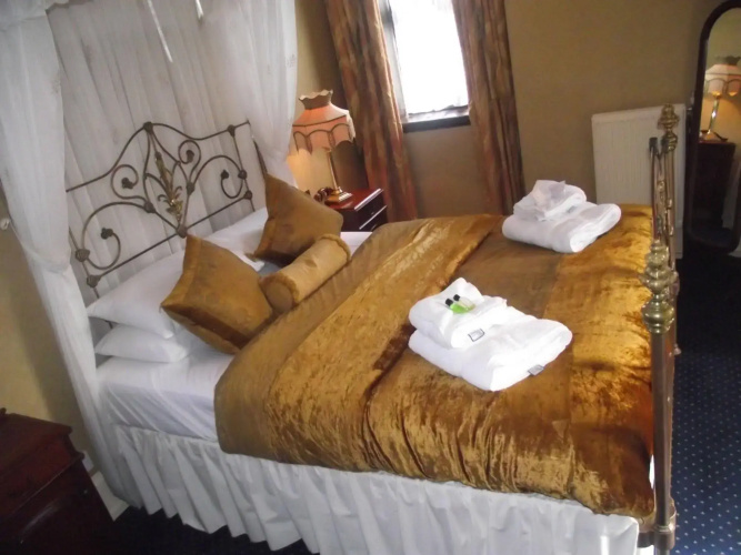 Bryn Howel Hotel