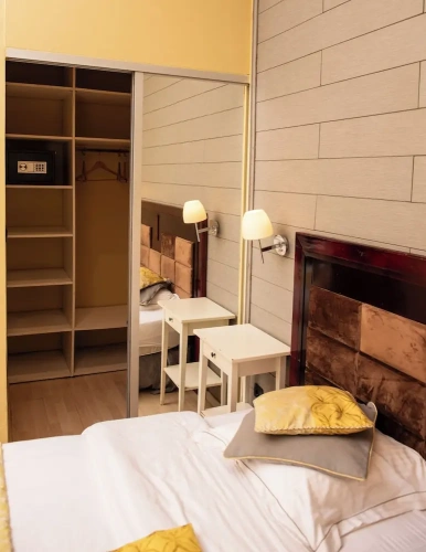 Standard Single room with balcony and with garden view