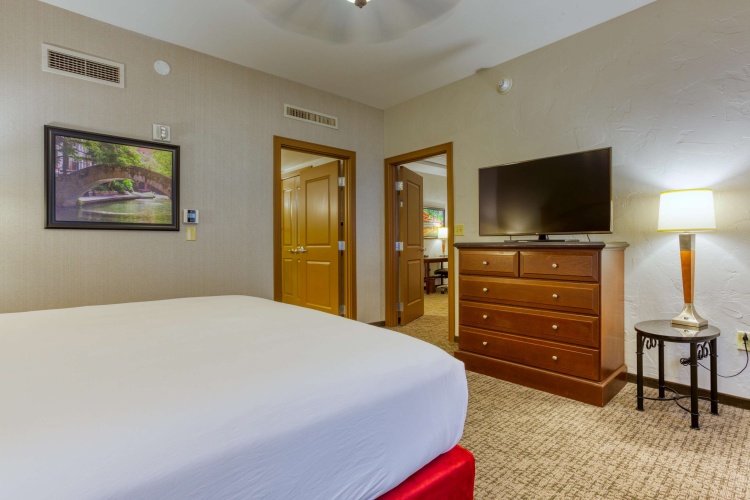 Drury Plaza Hotel San Antonio Riverwalk photo 6