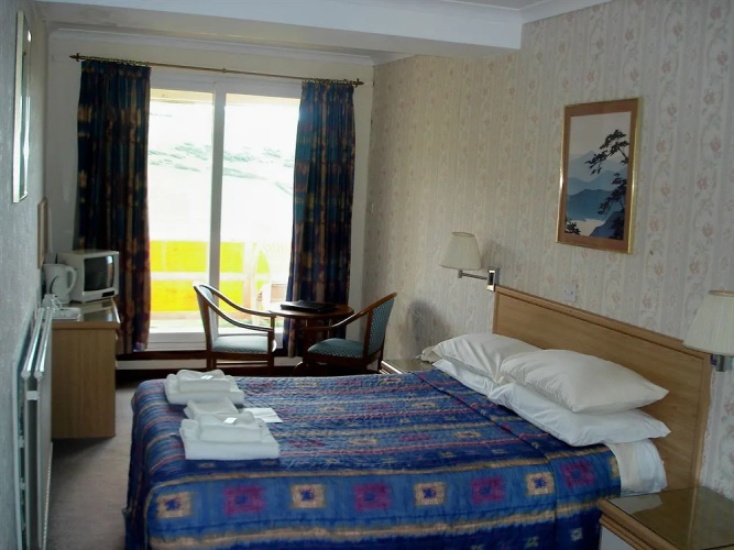 Royal Hotel