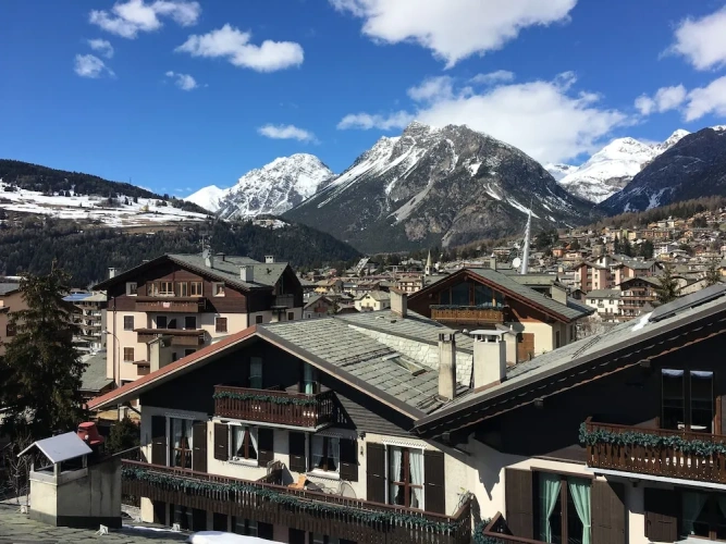 Superior Double room with balcony and with mountain view