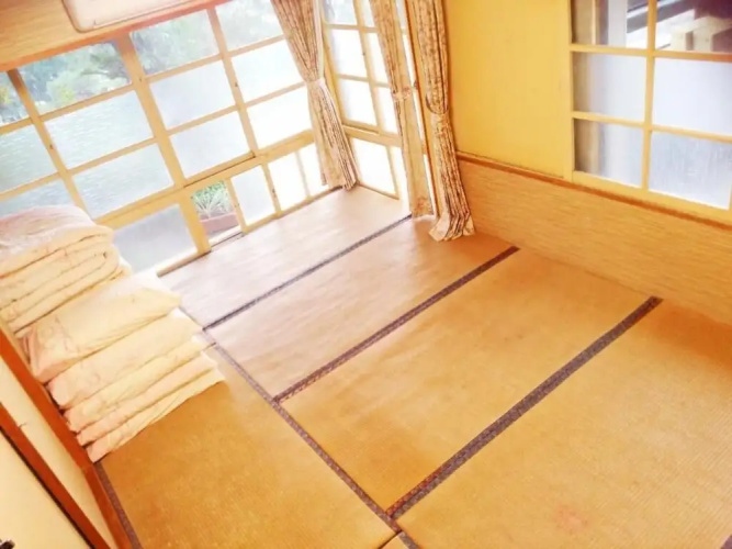 Hot Spring Hotel