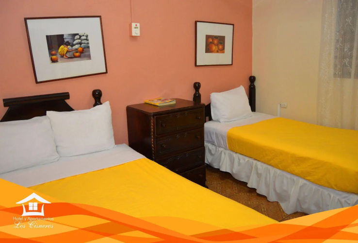 Hotel Los Cisneros