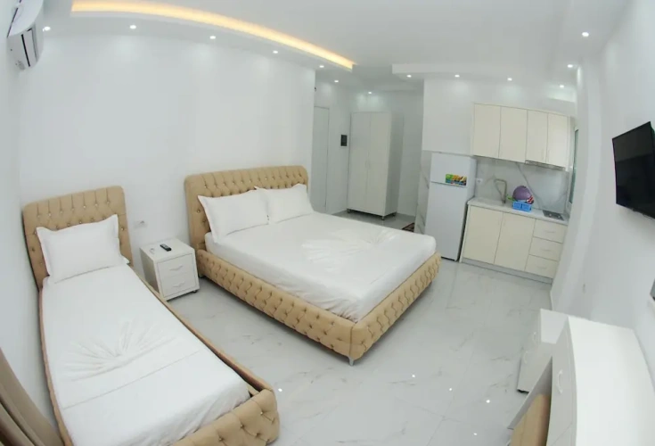 Superior Triple room with balcony