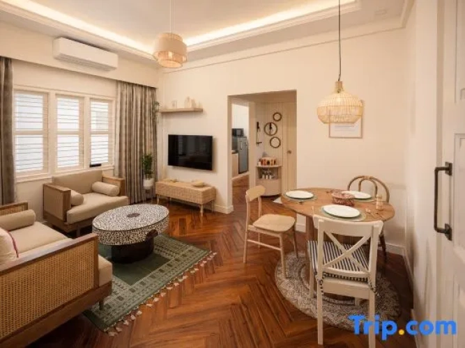 Twin Apartment