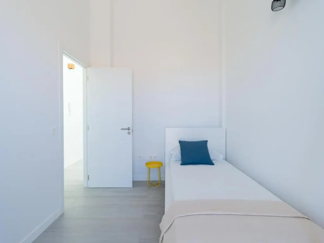 3 Bedrooms Cottage