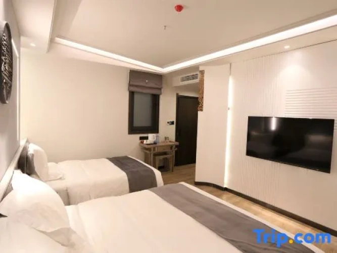 Standard Family room