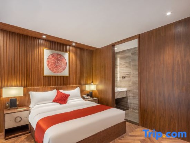 Executive Suite with river view