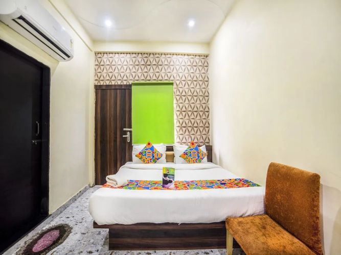 FabHotel Aakarshan Paradise