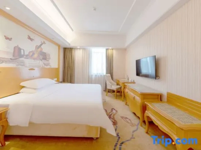 Deluxe Quadruple Suite