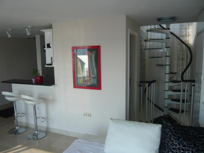 1 Bedroom Apartment with balcony and with sea view