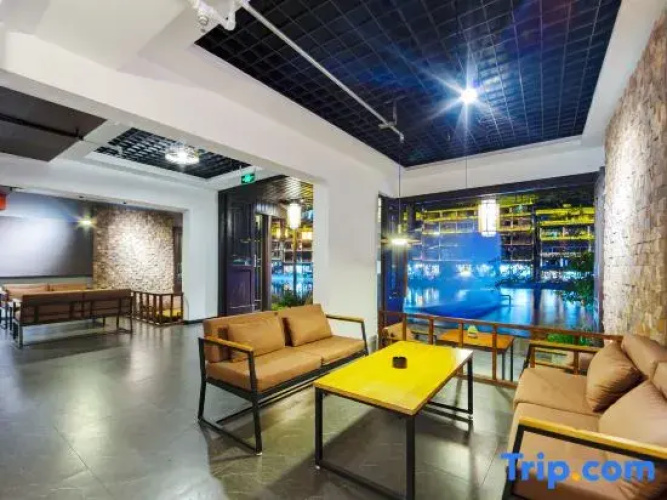 Phoenix Mobai Homestay