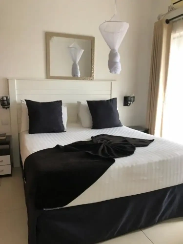 1 Bedroom Standard Apartment with balcony and with courtyard view