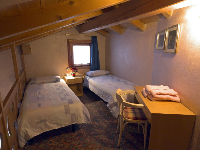 Hotel Astra