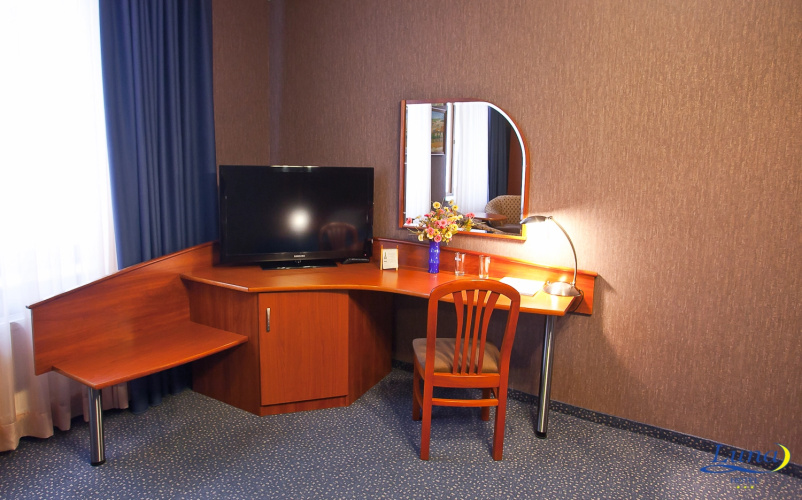 Luna Hotel