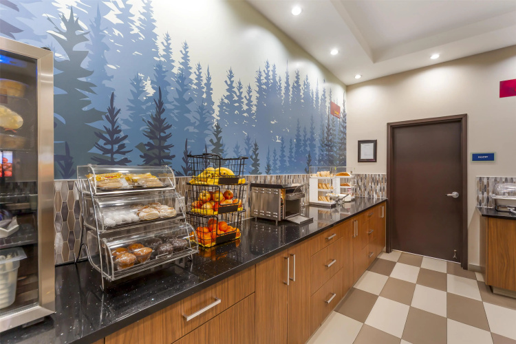 Best Western Plus Hinton Inn & Suites photo 13