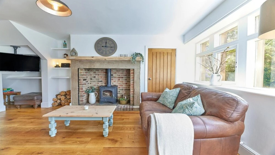 Host Stay Waterleap Cottage