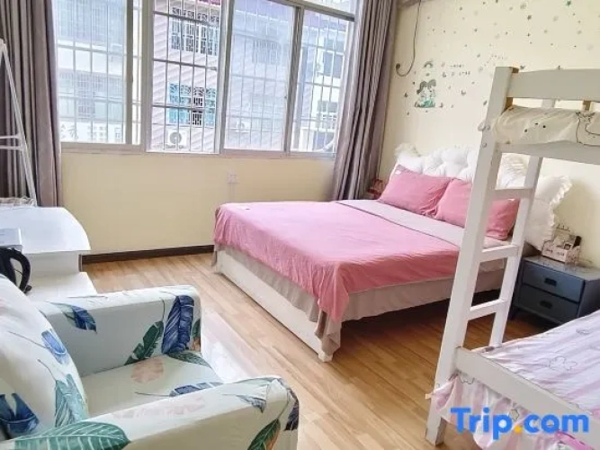 Bed in Dorm