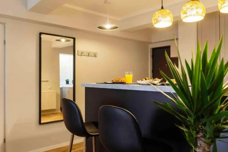 Stunning Views 2BR Intercontinental Flat