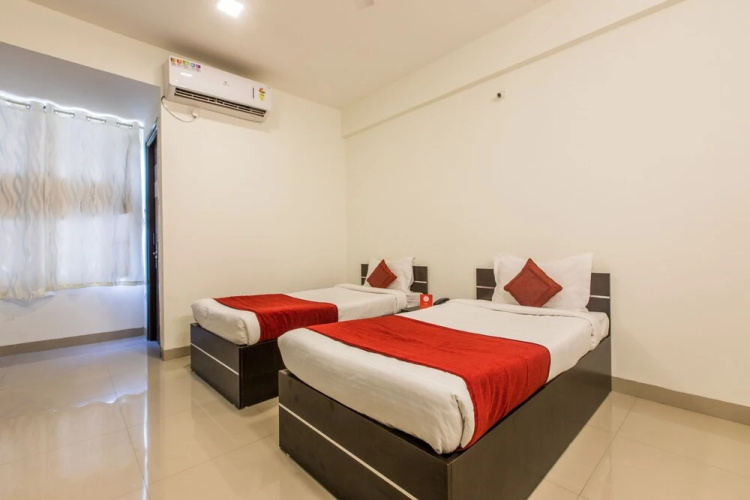 FabHotel Ten Eleven