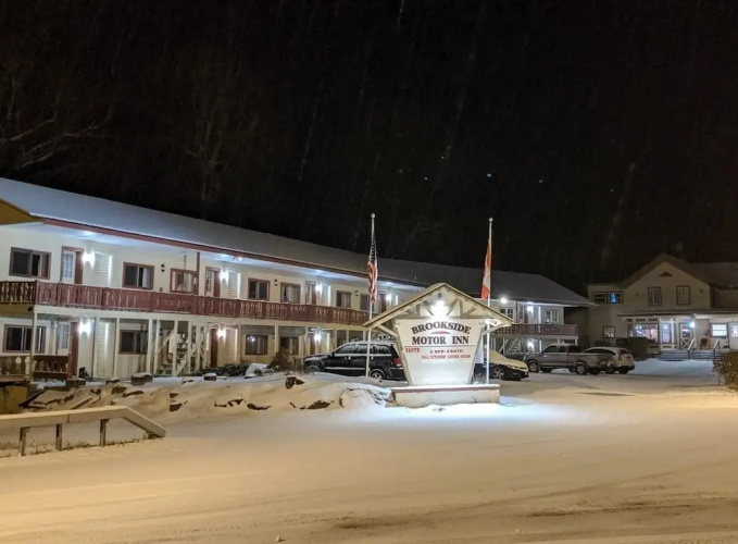 brookside motor inn