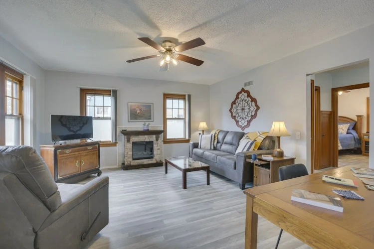 2 Bedrooms Cottage