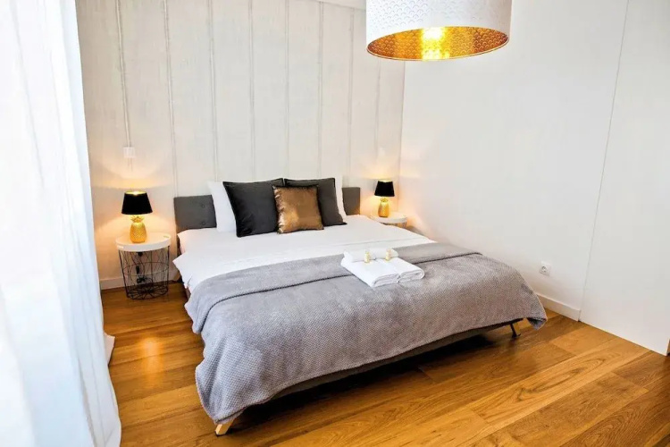 Industrial Lisbon Apartment